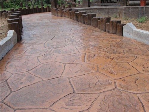 蘇州市彩色水泥壓模地坪與藝術(shù)壓花路面 構(gòu)筑城市之美與實用的地坪工程